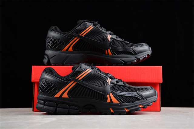 men air ZOOM VOMERO V5 shoes 2023-12-18-025